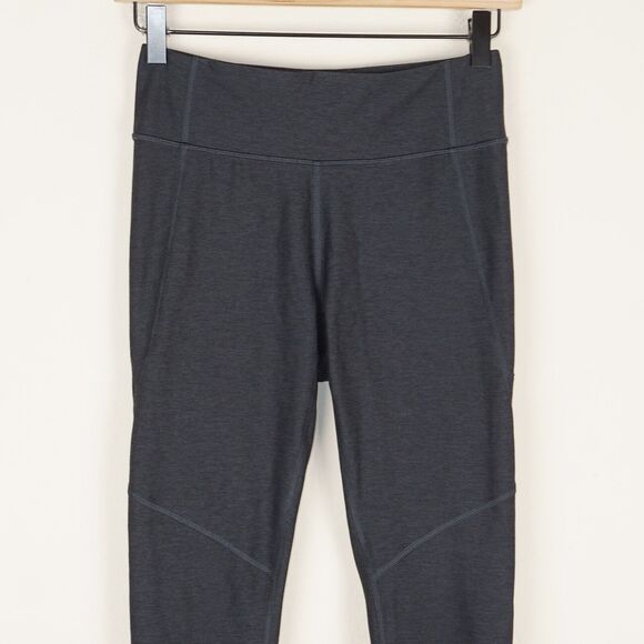 Outdoor Voices Dark Gray Warm Up Cropped Leggings Womens Sz S - Picture 2 of 8